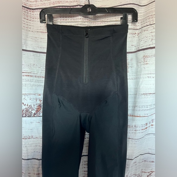 MERYOZ BODYSUIT size M - Picture 2 of 11